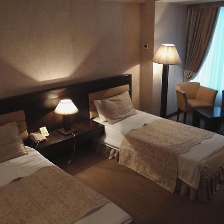 Le Grande Plaza Hotel Tachkent Extérieur photo