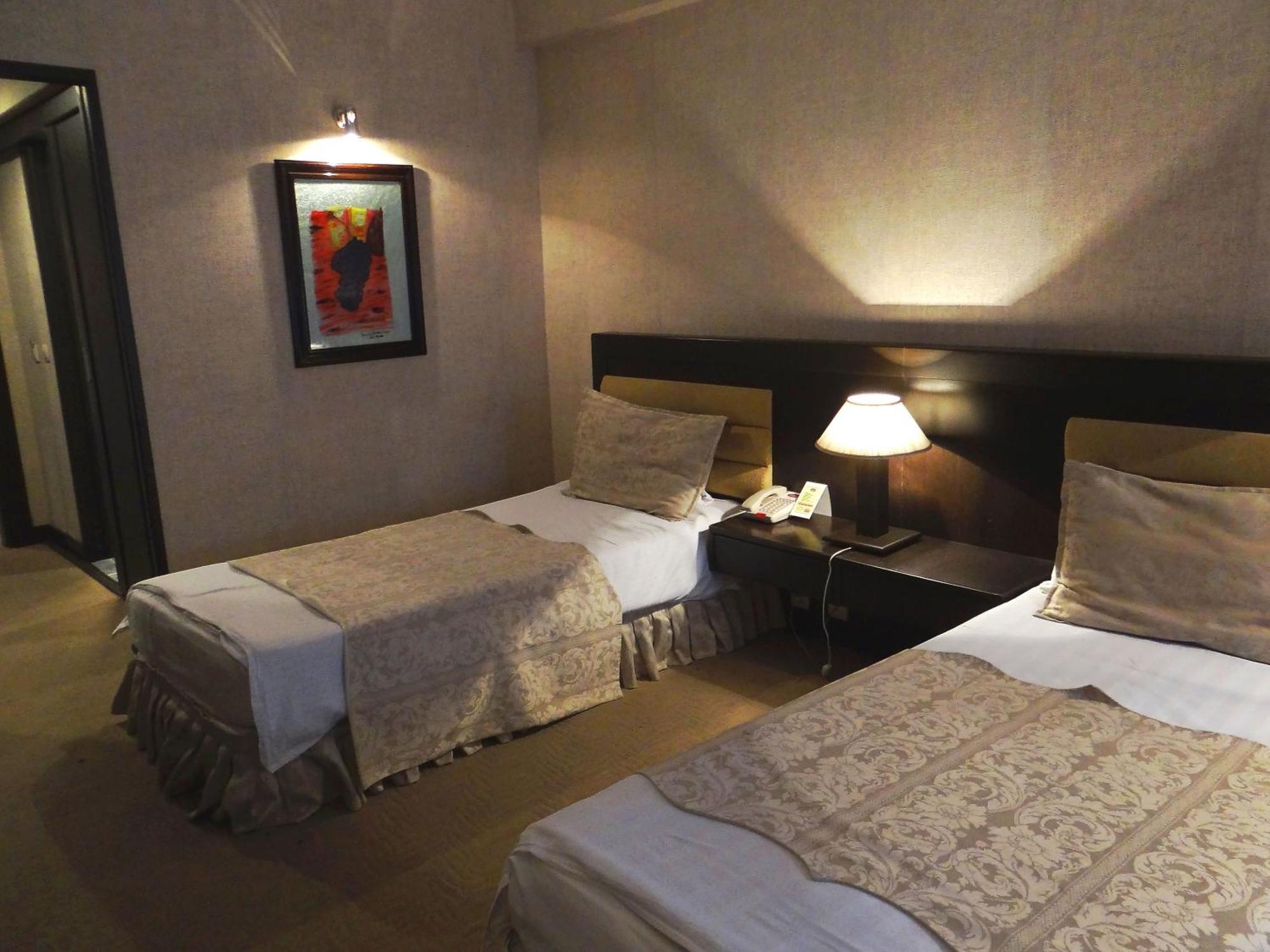 Le Grande Plaza Hotel Tachkent Extérieur photo