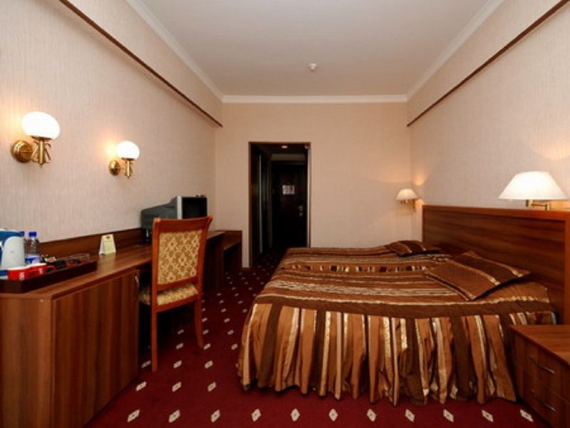Le Grande Plaza Hotel Tachkent Extérieur photo